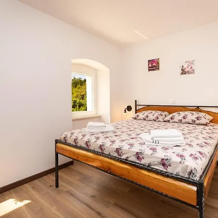Apartment Tumpici *